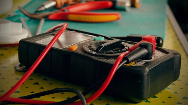 Elektrik Motoru Amper Hesaplama: Formül ve Tablolar