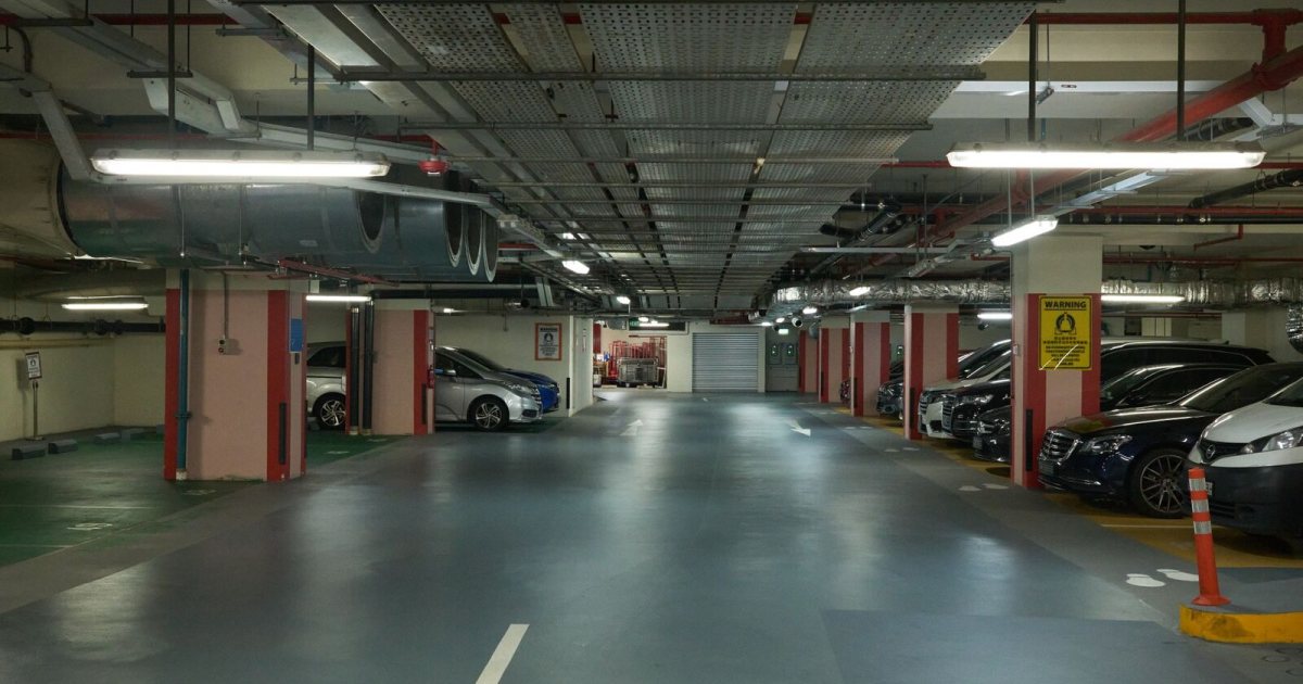 Yeraltı otoparkında havalandırma kanalları