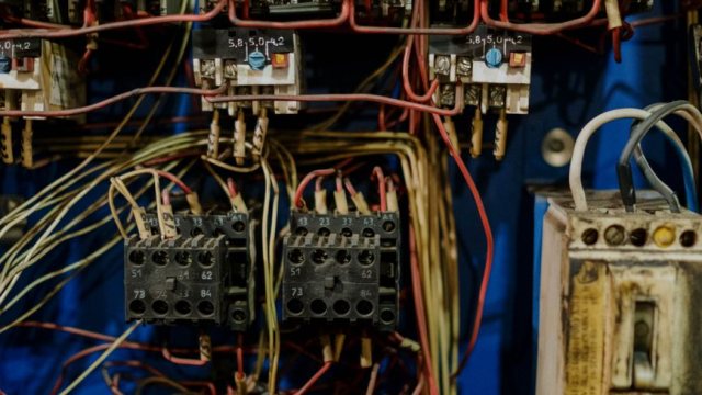 Motor Koruma Röleleri: Termikten Elektroniğe